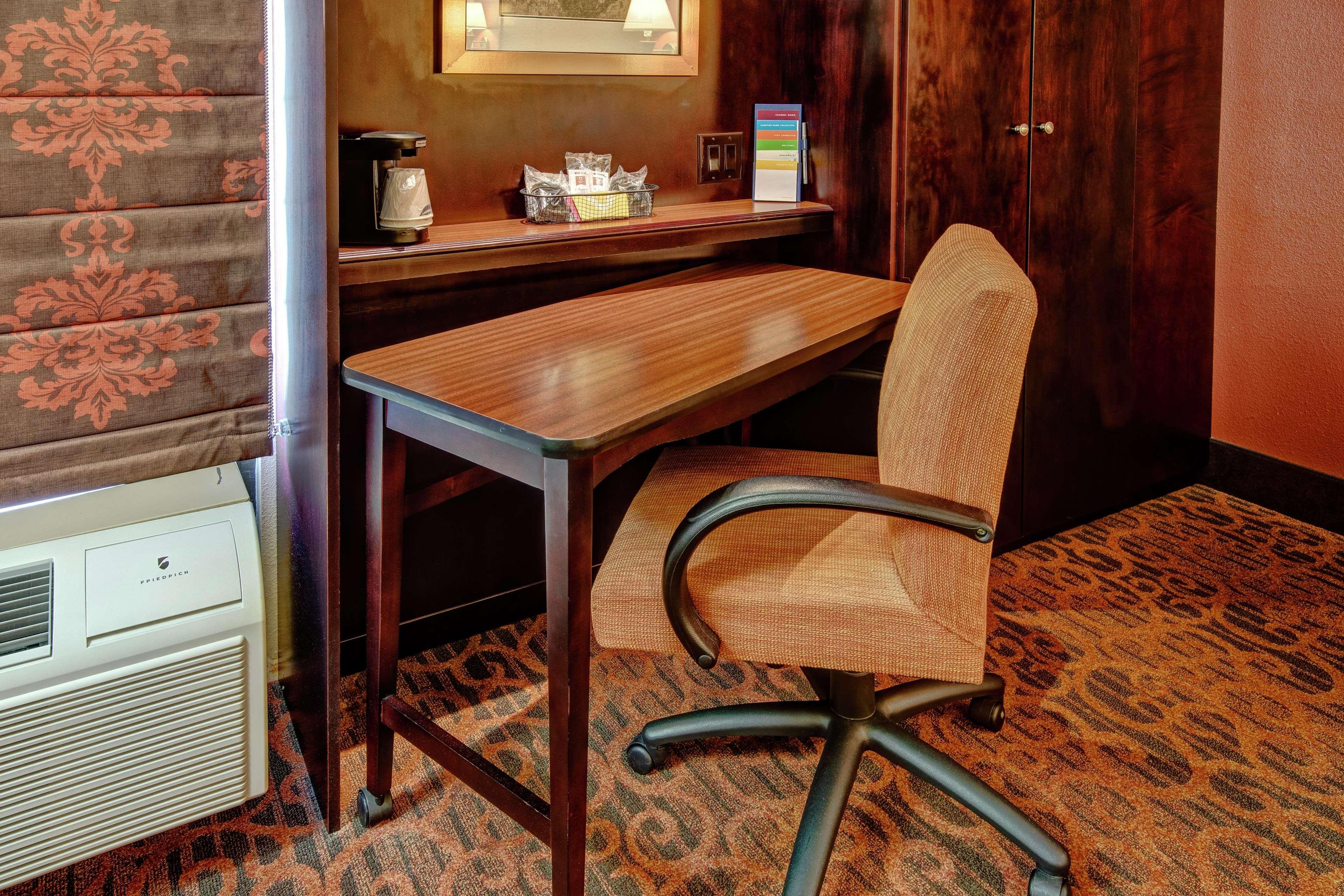 Hampton Inn Ashland Esterno foto
