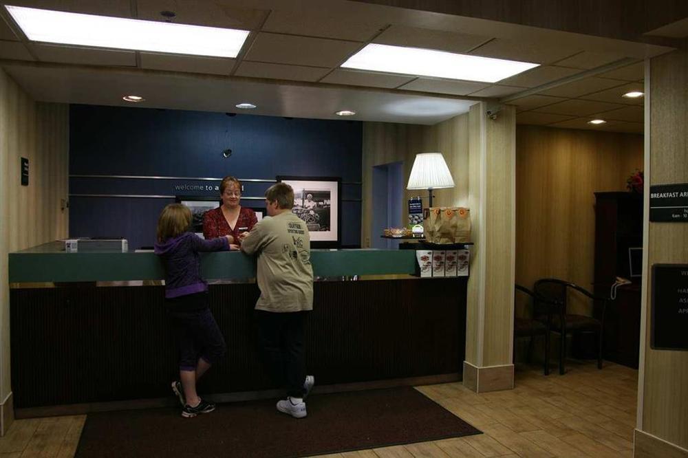 Hampton Inn Ashland Interno foto